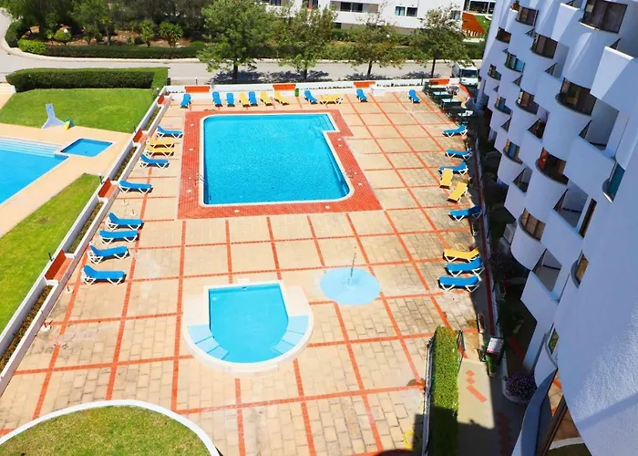 Santa Eulalia Mar Αλμπουφέιρα